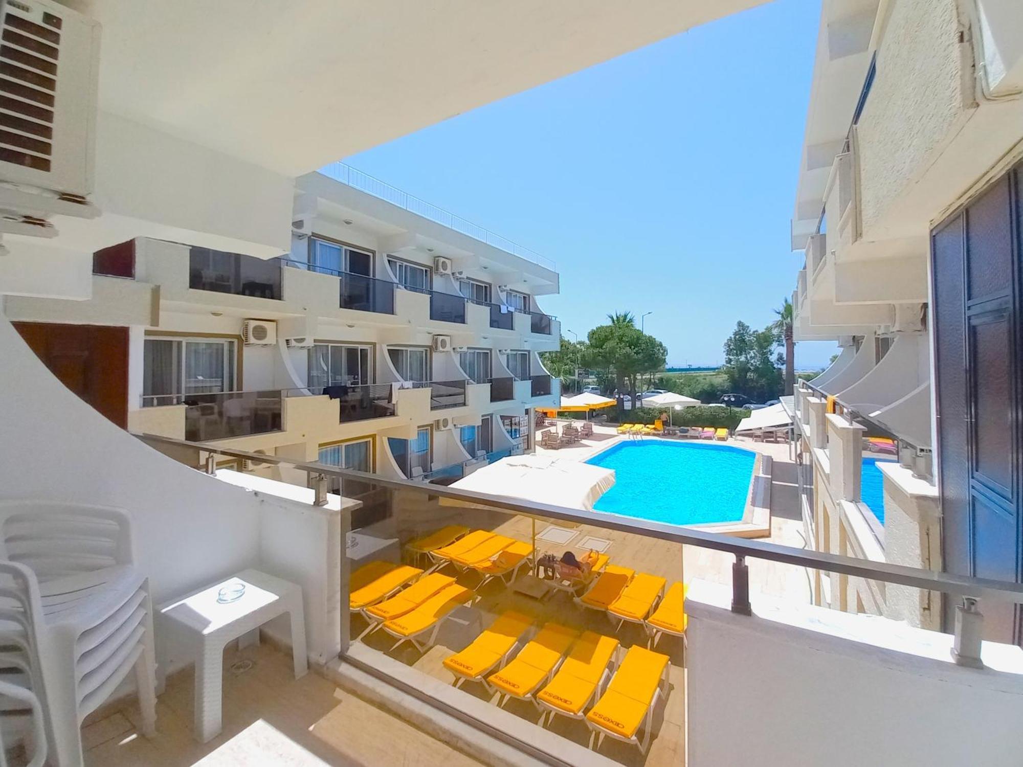 Mulka Hotel Ayvalik Exterior photo