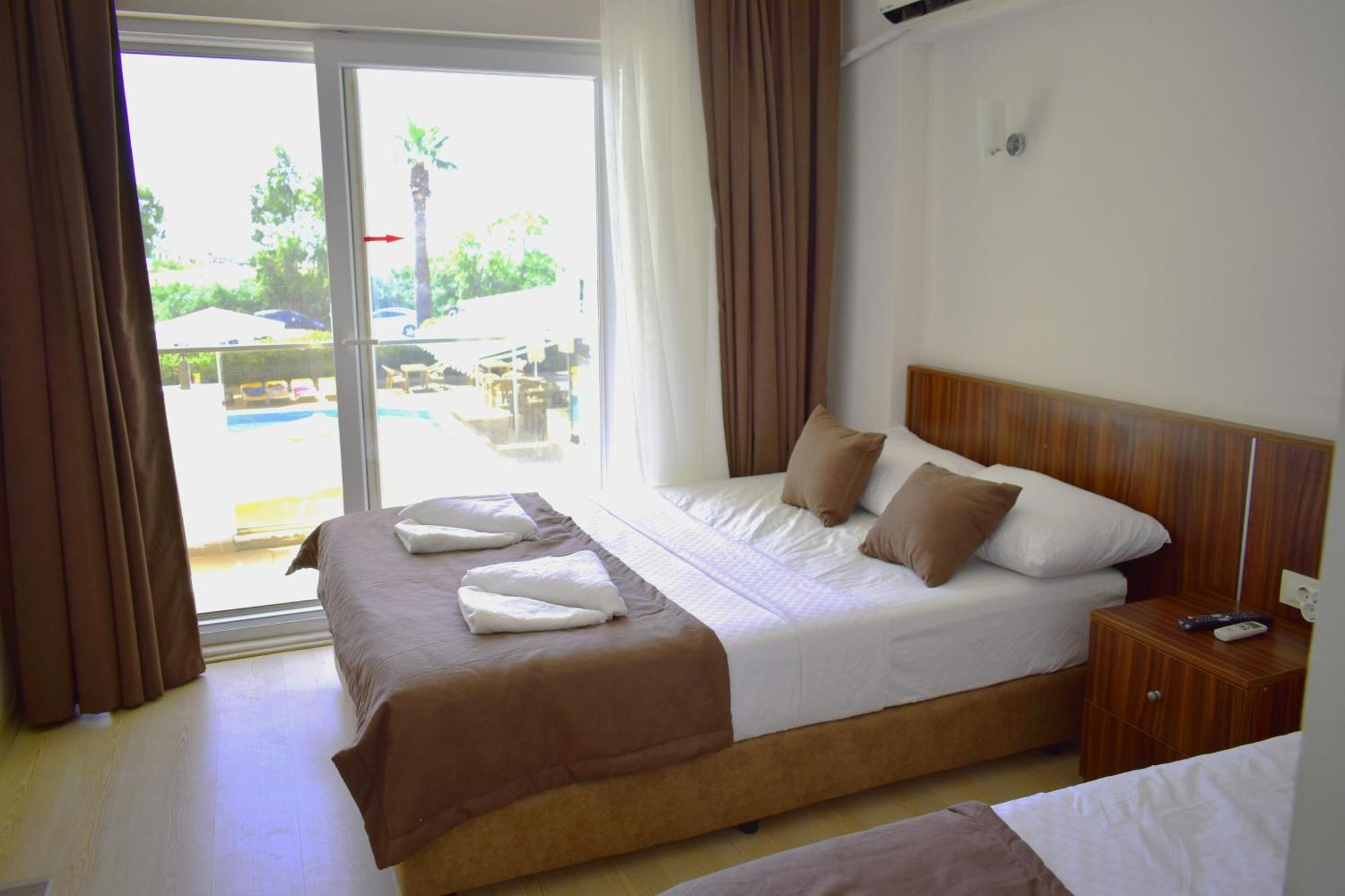 Mulka Hotel Ayvalik Exterior photo