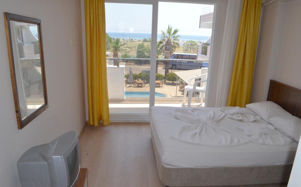 Mulka Hotel Ayvalik Exterior photo