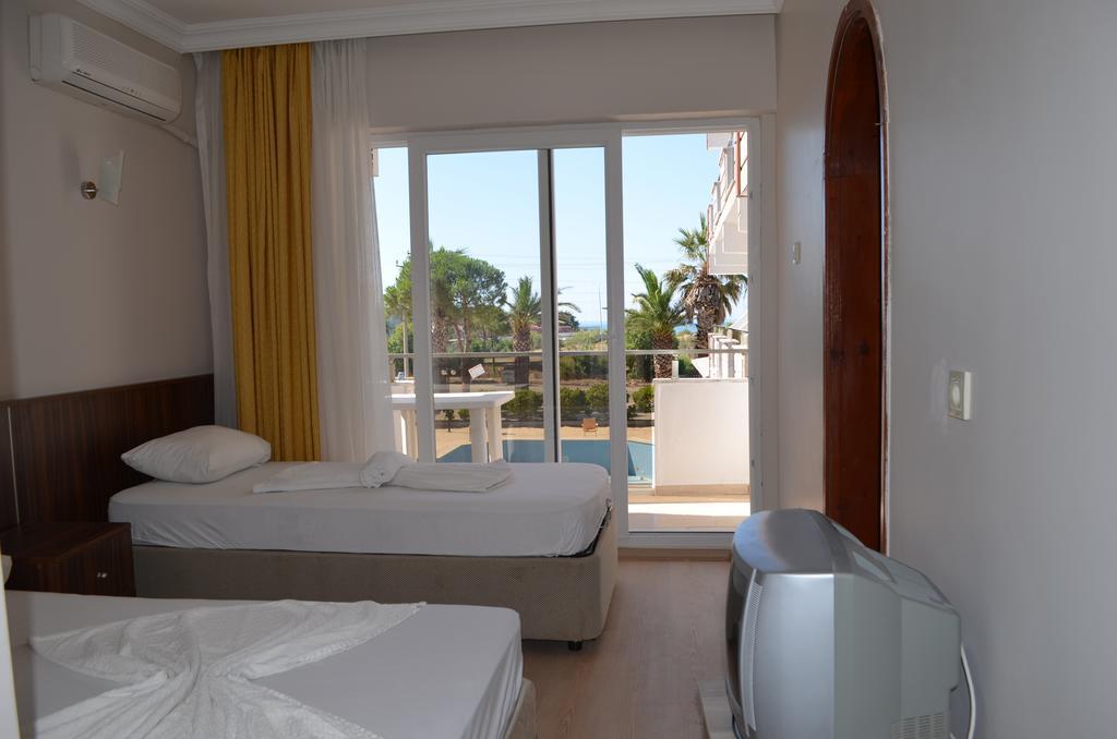 Mulka Hotel Ayvalik Exterior photo
