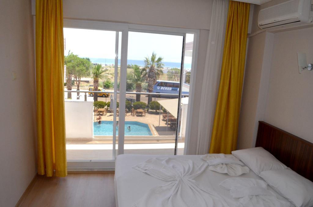 Mulka Hotel Ayvalik Exterior photo