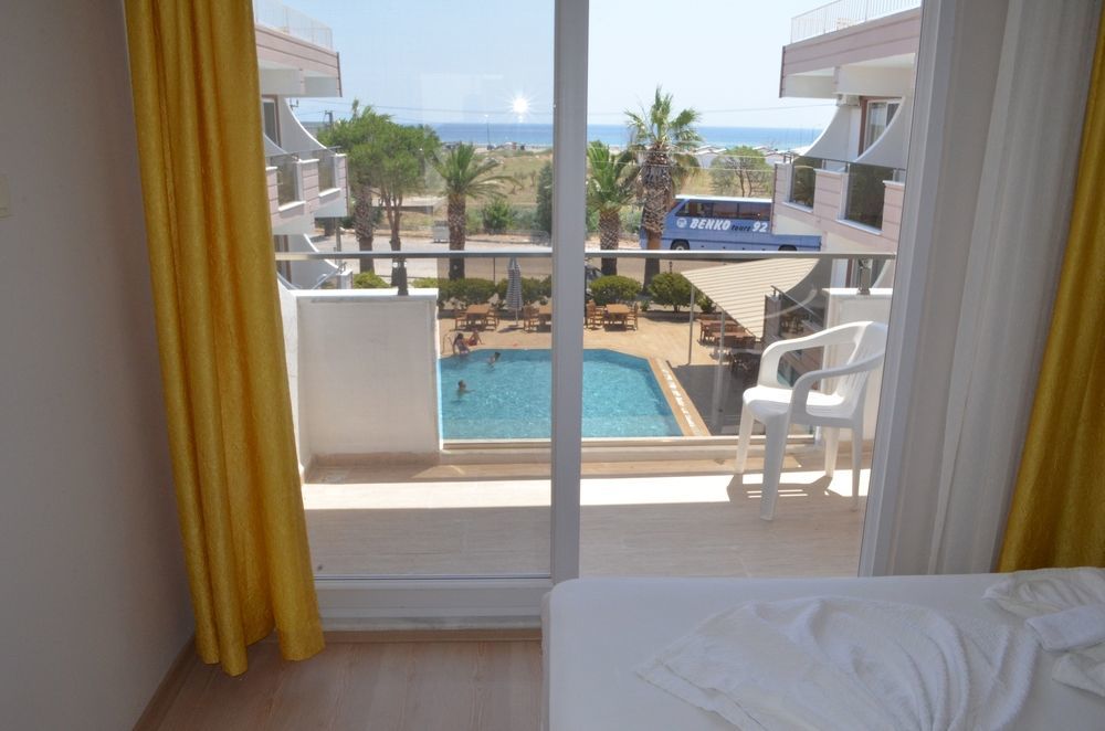 Mulka Hotel Ayvalik Exterior photo